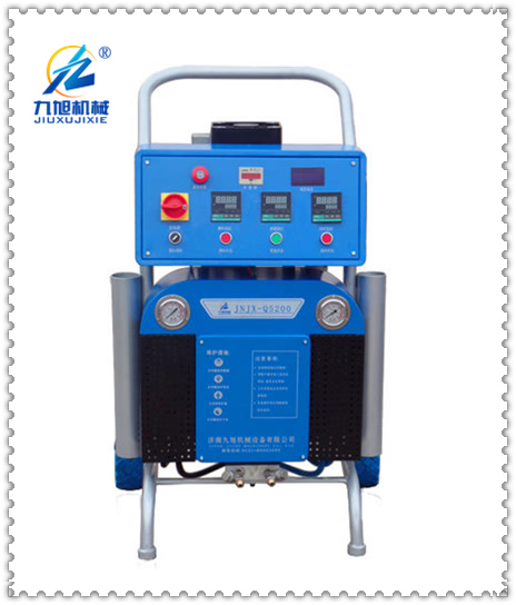聚氨酯發(fā)泡設(shè)備_JNJX-Q5200型